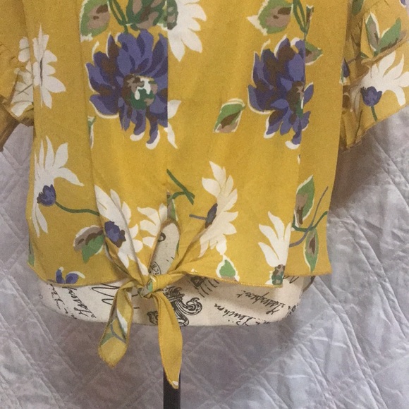 Jennie & Marlis Autumn Tie Blouse yellow with blue flowers size Large - Picture 3 of 14